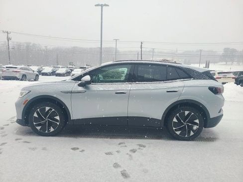 Used 2022 Volkswagen ID.4 Pro S image 4