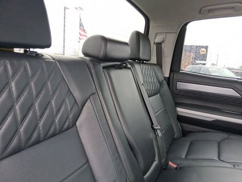 Used 2021 Toyota Tundra Platinum AWD/4WD image 10