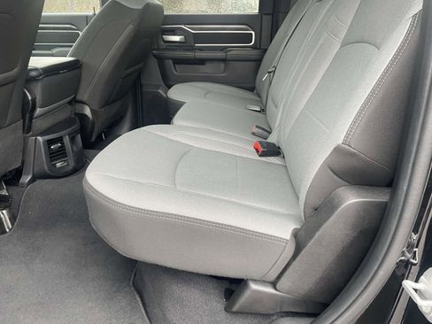 Used 2024 RAM 2500 Big Horn w/ Bed Utility Group image 10