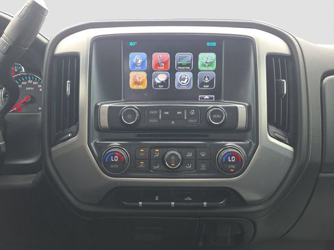Used 2017 GMC Sierra 1500 SLE w/ SLE Value Package AWD/4WD image 14