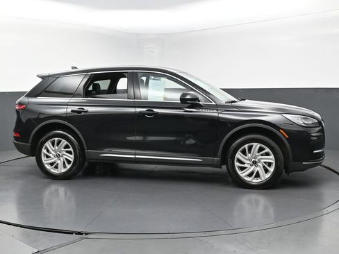 Used 2025 Lincoln Corsair AWD image 50