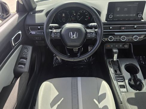 Certified 2025 Honda Civic Sport image 12