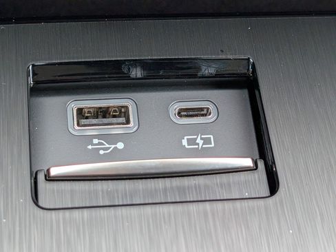 Certified 2025 Lexus ES 300h w/ Premium Package image 25