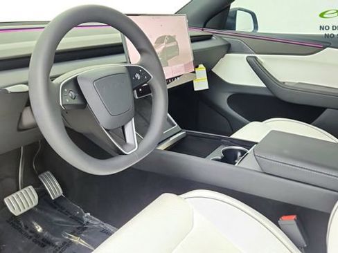 Used 2026 Tesla Model Y Performance AWD/4WD image 18