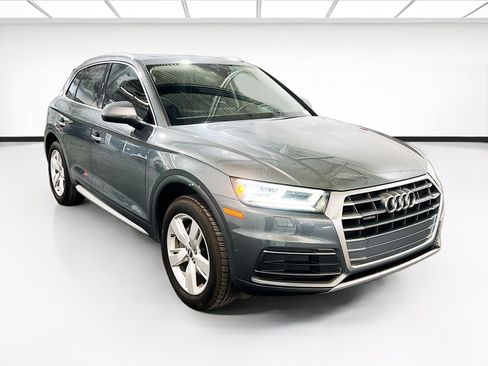 Used 2019 Audi Q5 2.0T Premium Plus w/ Premium Plus Package AWD/4WD image 3