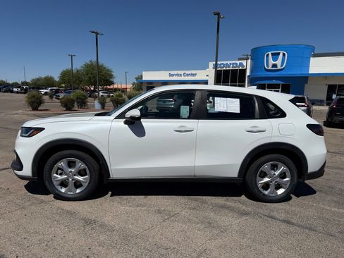 Certified 2024 Honda HR-V LX image 10