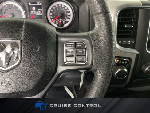 Used 2017 RAM 1500 Classic SLT RWD image 19
