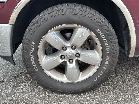 Used 2019 RAM 1500 Tradesman w/ Tradesman SXT Package image 8