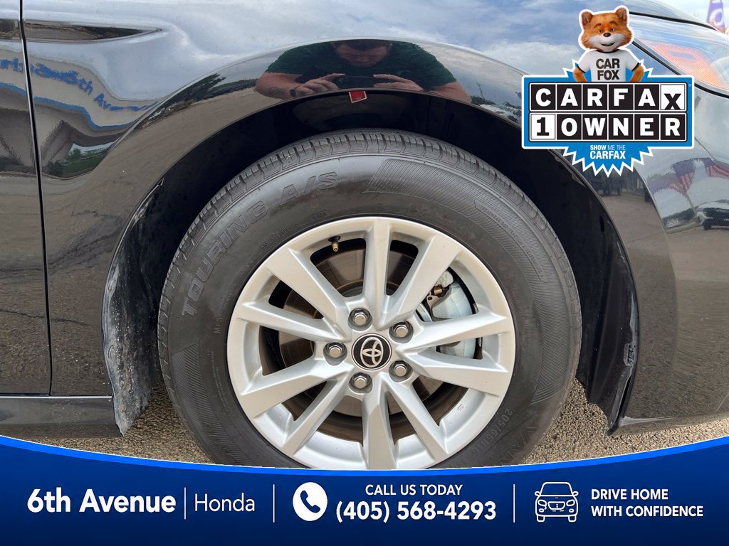 Used 2025 Toyota Camry LE FWD image 12