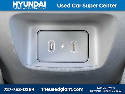Certified 2024 Hyundai Elantra SEL FWD image 14