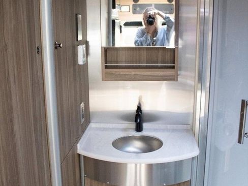 Used 2022 Mercedes-Benz Sprinter 3500 image 39