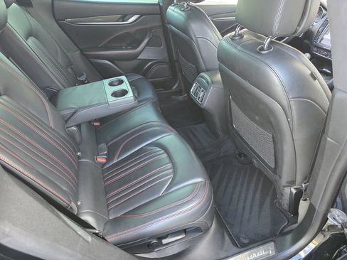 Used 2017 Maserati Levante S AWD/4WD image 24