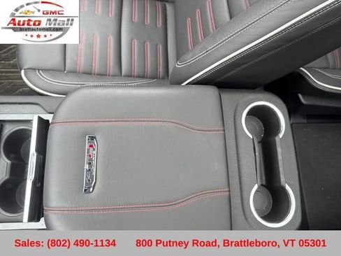 Used 2025 GMC Yukon AT4 Ultimate AWD/4WD image 27