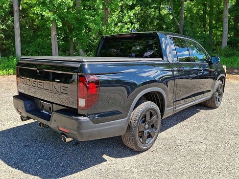 Used 2024 Honda Ridgeline Black Edition image 6