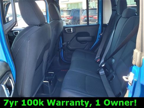 Certified 2022 Jeep Gladiator Sport image 14