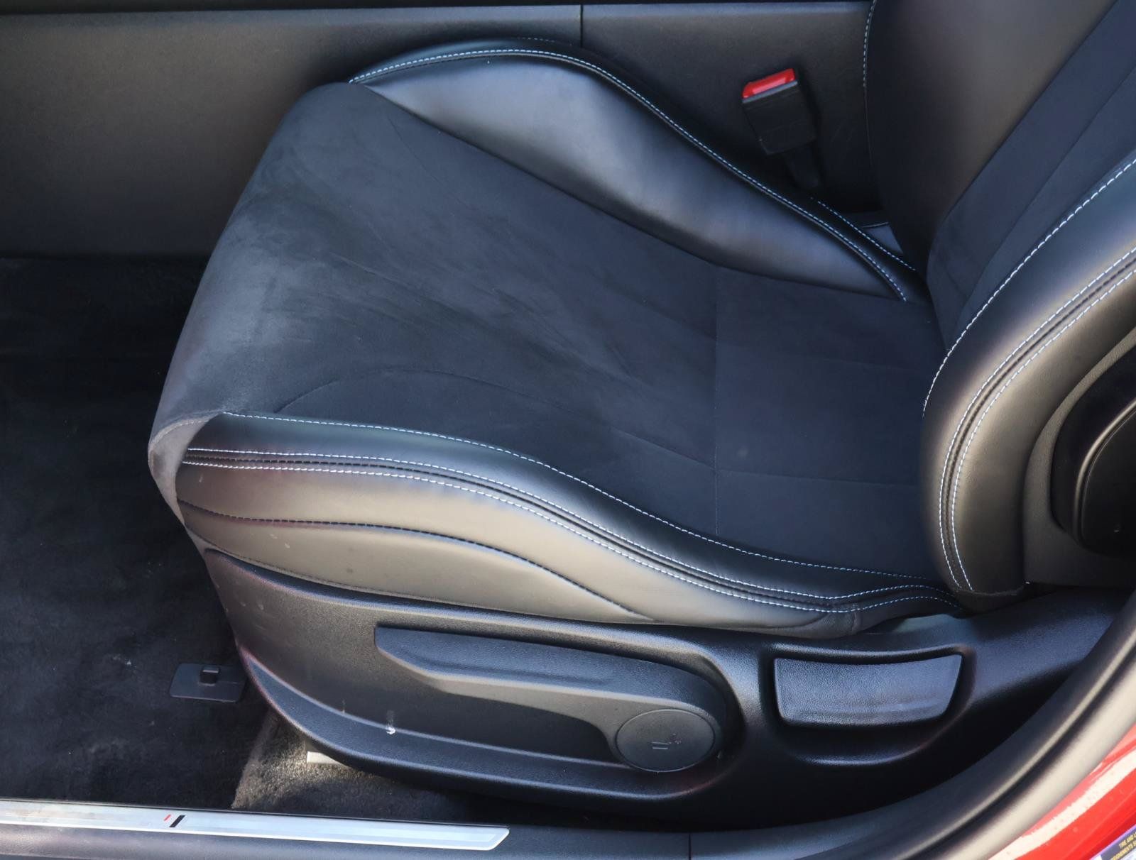 Used 2025 Hyundai Elantra N FWD image 14