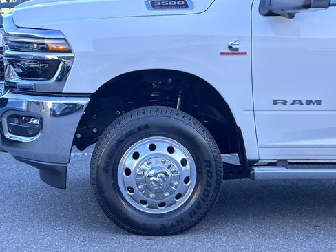 Used 2025 RAM 3500 Laramie image 5