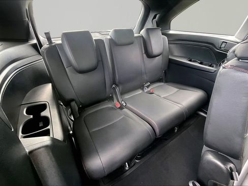 Certified 2024 Honda Odyssey Sport image 18