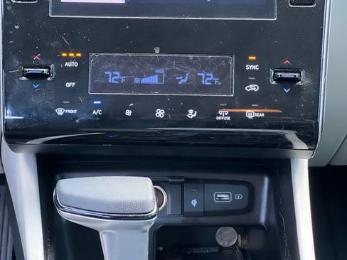 Used 2024 Hyundai Tucson SEL FWD image 16