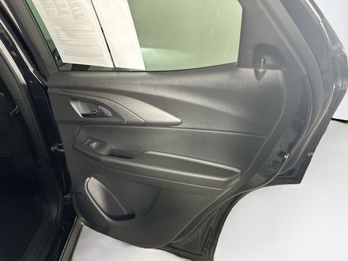 Used 2025 Chevrolet TrailBlazer LT image 27