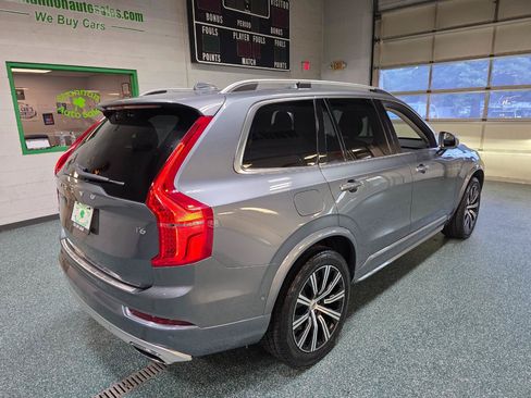 Used 2018 Volvo XC90 T6 Momentum w/ Convenience Package AWD/4WD image 6
