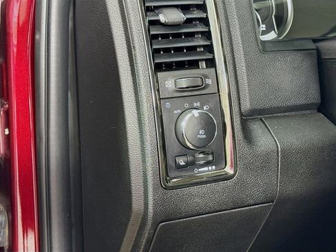 Used 2018 RAM 2500 Laramie w/ Sport Appearance Group image 10