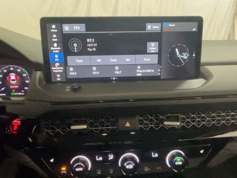 Used 2024 Honda Accord EX-L image 34