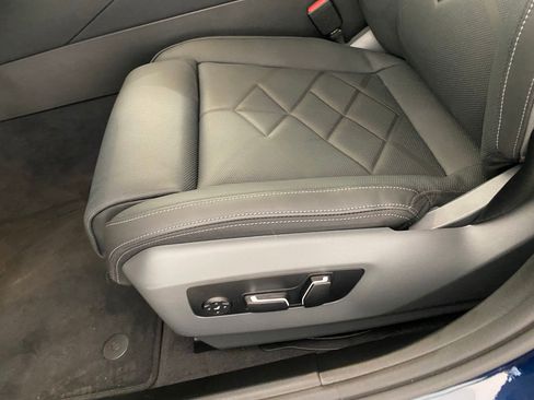 New 2026 BMW 540i xDrive w/ M Sport Package AWD/4WD image 13