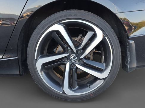 Used 2022 Honda Accord Sport image 8