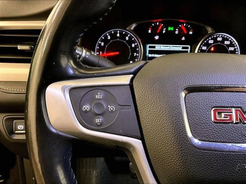 Used 2019 GMC Acadia SLT w/ Black Edition AWD/4WD image 17