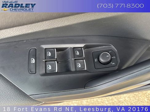 Used 2024 Volkswagen Jetta SE image 20