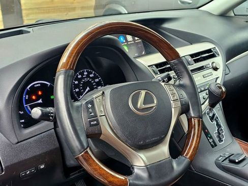 Used 2015 Lexus RX 450h AWD image 9