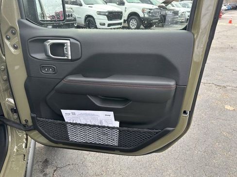 New 2026 Jeep Wrangler Unlimited Rubicon image 14