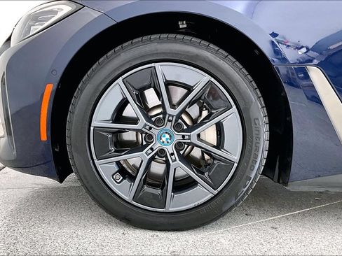 Used 2023 BMW i4 eDrive40 w/ Premium Package RWD image 11