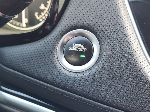 Used 2023 Cadillac XT6 Luxury FWD image 18