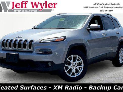 Used 2015 Jeep Cherokee Latitude w/ Cold Weather Group AWD/4WD image 1