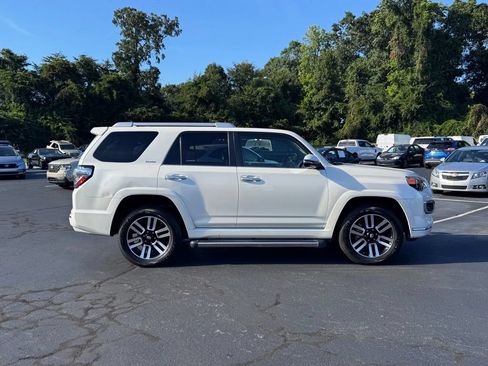 Used 2015 Toyota 4Runner Limited AWD/4WD image 4