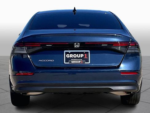 Used 2025 Honda Accord SE image 5