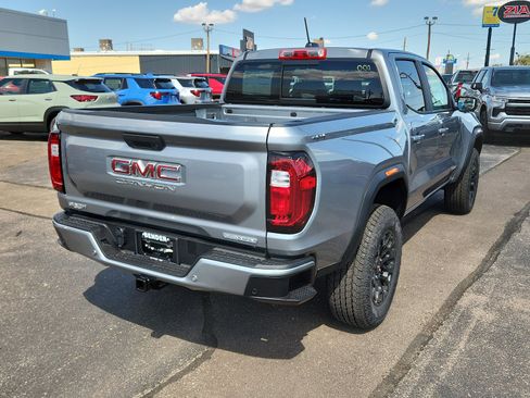 New 2026 GMC Canyon Elevation w/ Convenience Package image 4