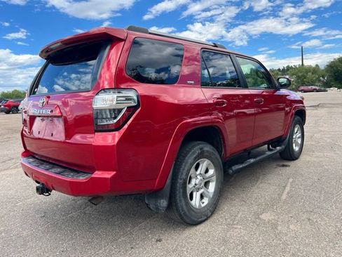 Used 2019 Toyota 4Runner SR5 AWD/4WD image 6