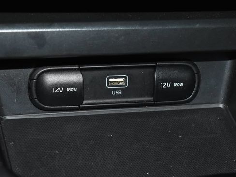 Used 2024 Kia Soul LX w/ Option Group 015 FWD image 13