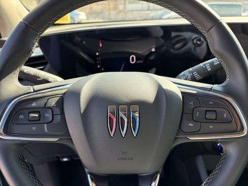 Used 2025 Buick Encore GX Preferred image 27