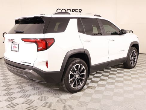Used 2025 GMC Terrain Elevation w/ Elevation Premium Package AWD/4WD image 21
