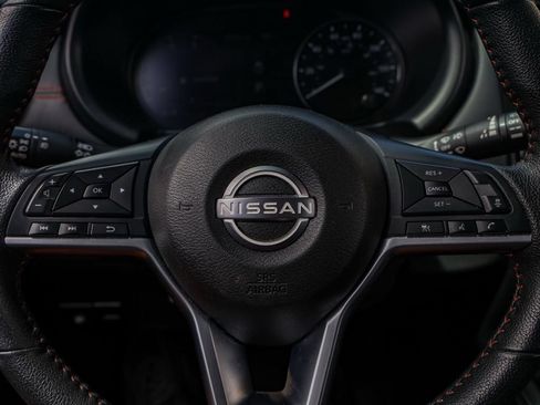 Used 2024 Nissan Kicks SR w/ SR Premium Package FWD image 25