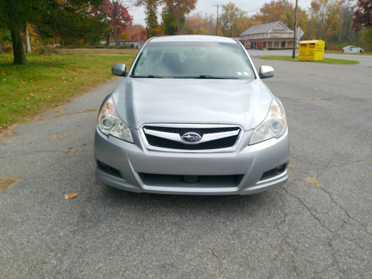Used 2012 Subaru Legacy 2.5i Premium w/ Utility Pkg 2 AWD/4WD image 3