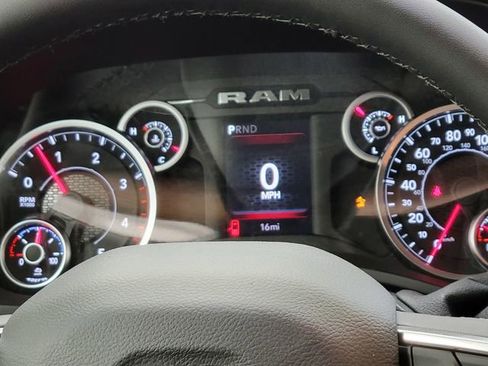 New 2025 RAM 2500 Big Horn image 28