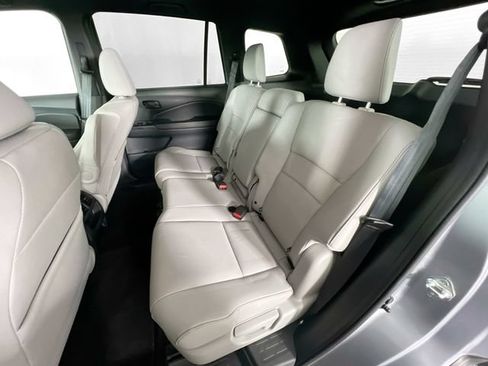 Used 2023 Honda Passport EX-L image 24