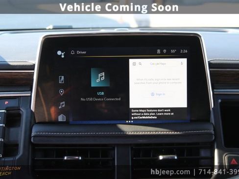 Used 2024 Chevrolet Suburban Premier image 12