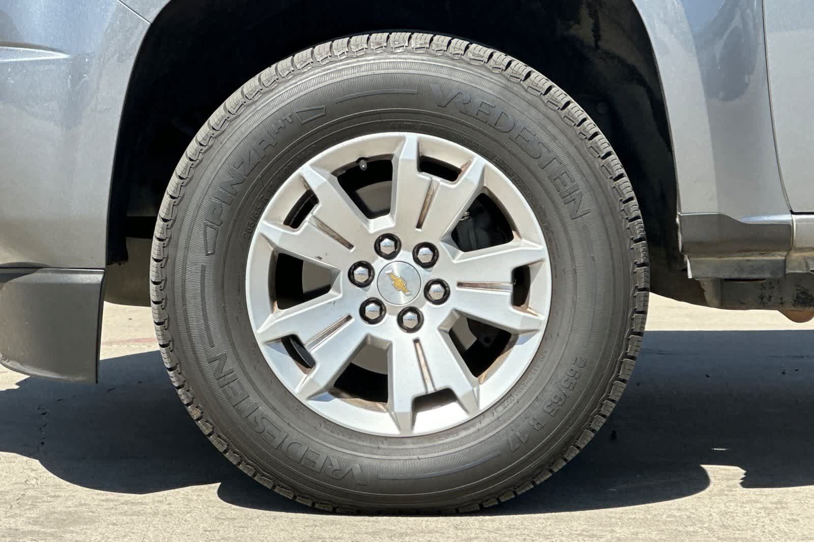 Used 2020 Chevrolet Colorado LT w/ Safety Package RWD image 12