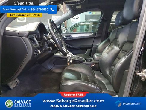 Used 2018 Porsche Macan Turbo image 9